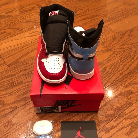 Sold on IG. Air Jordan 1 Retro High OG Fearless - Picture 7 of 8